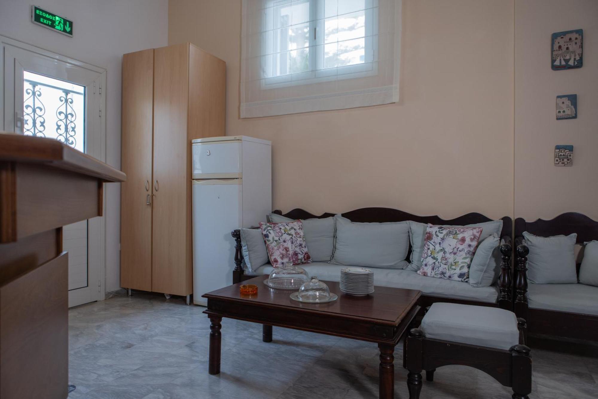 Soula Rooms Тинос Экстерьер фото